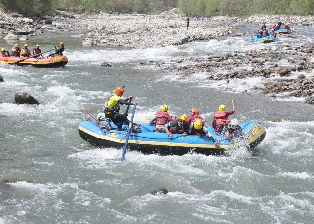 Rafting in Kullu - Short Ride (4 Kms) se