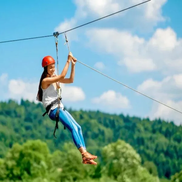 Zipline in Solang Valley